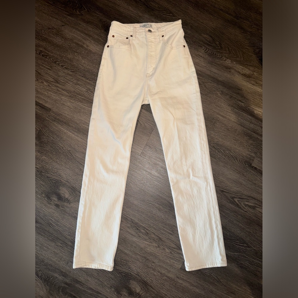Abercrombie & Fitch Cream Denim - The Ankle Straight Ultra High Rise Jeans